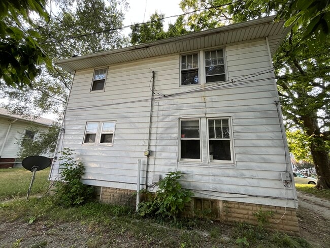 Building Photo - 920 S Maffit St