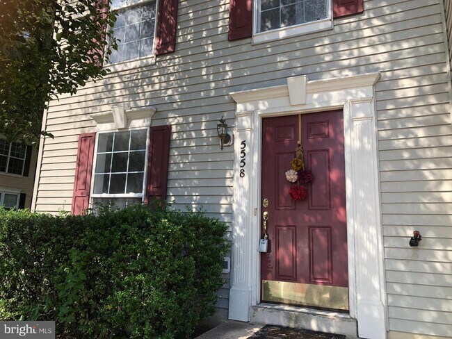 Building Photo - 5558 Clifton Crest Way