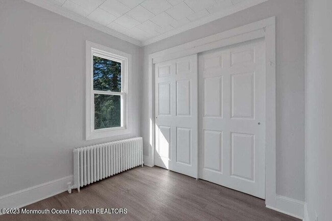 Building Photo - 7 Pollys Park Dr