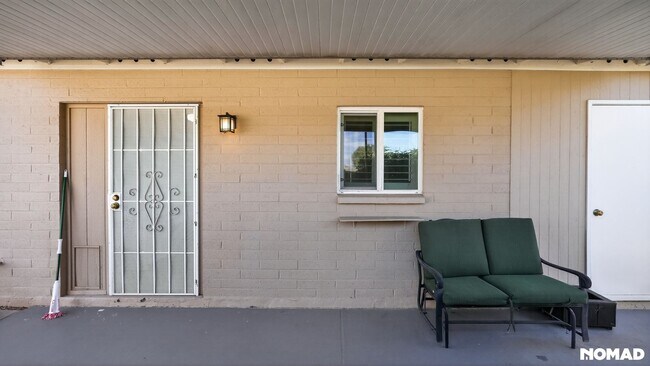 Building Photo - 15431 N 23rd St