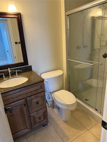 Building Photo - 170 Cypress Club Dr