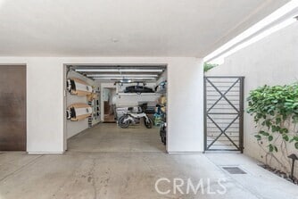 Building Photo - 214 Marguerite Ave