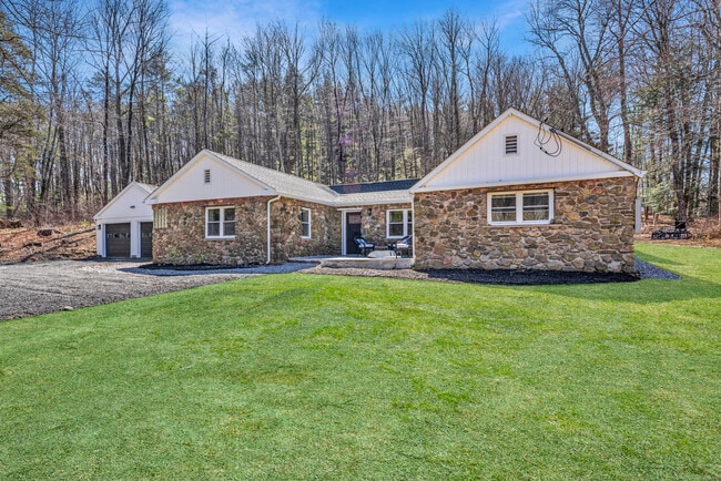 Primary Photo - 45 Westledge Rd