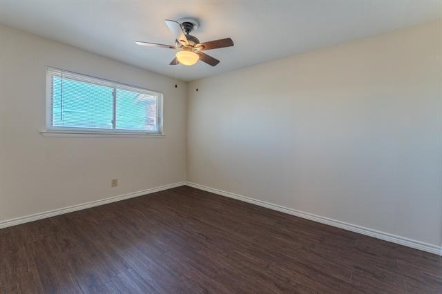 Building Photo - 922 Shady Creek Ln