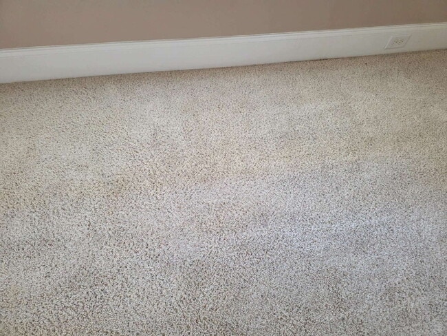 Building Photo - Spacious 4-Bedroom Home for Rent in Kings ...