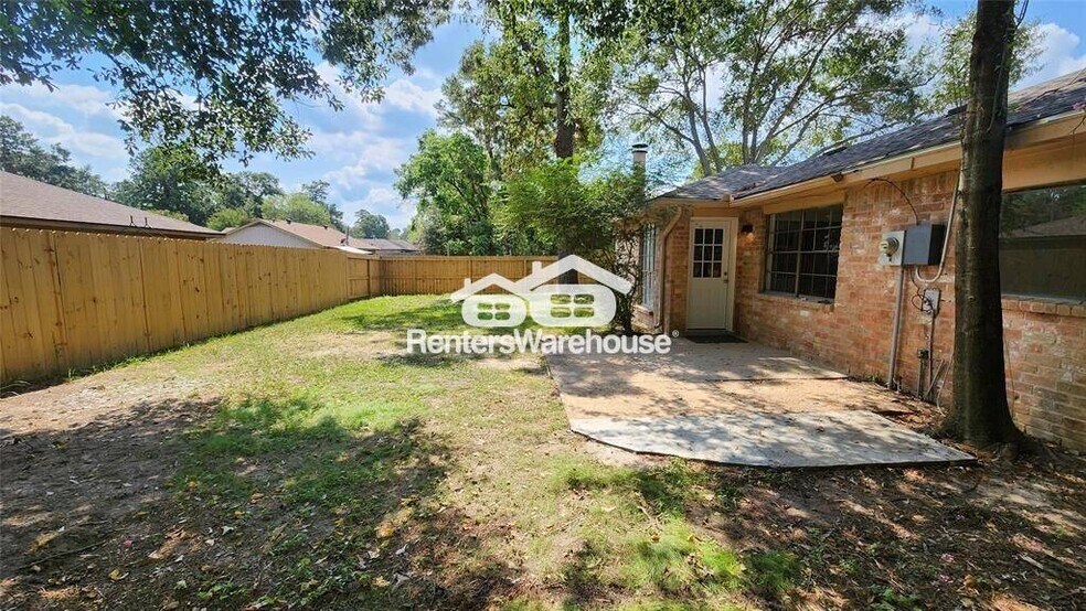 Building Photo - 2702 Foliage Green Dr