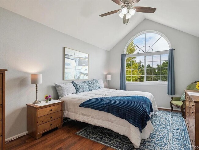 Building Photo - Charming 4BR Townhome in Thornton