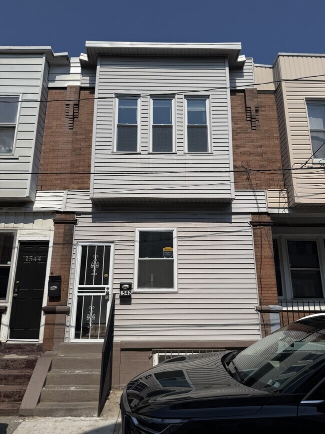 Building Photo - 1542 S Marston St