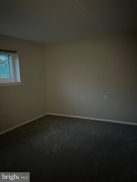 Building Photo - 202 Stony Way