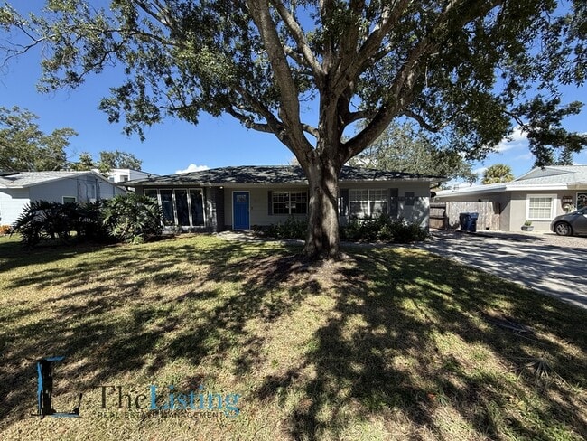 Building Photo - 4619 W Bay Villa Ave