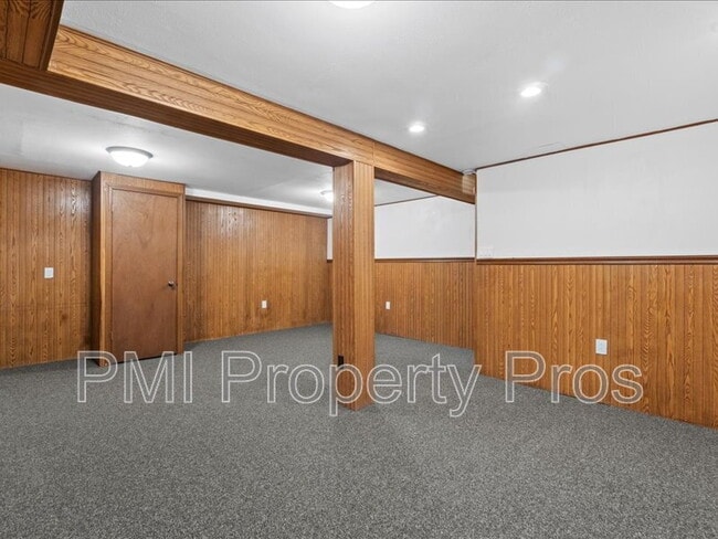 Building Photo - 8148 S 88th St