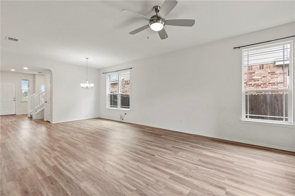 Building Photo - 201 Danablu Dr