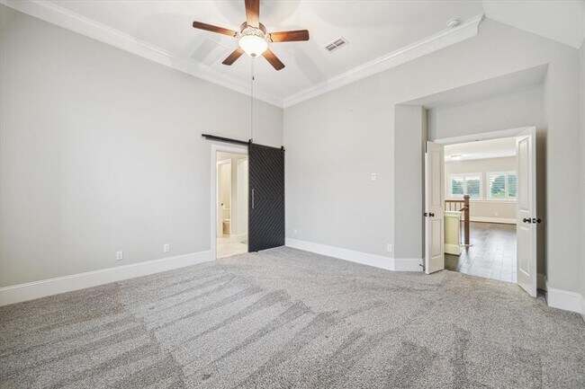 Building Photo - 5739 Concha Ln