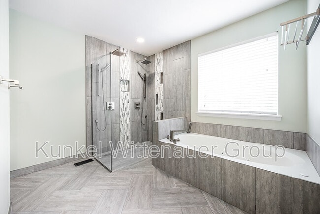 Building Photo - 1313 Winding Creek Ct
