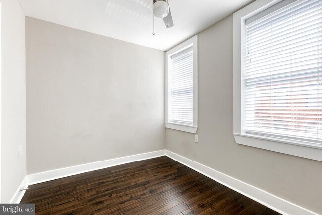 Building Photo - 734 S Robinson St