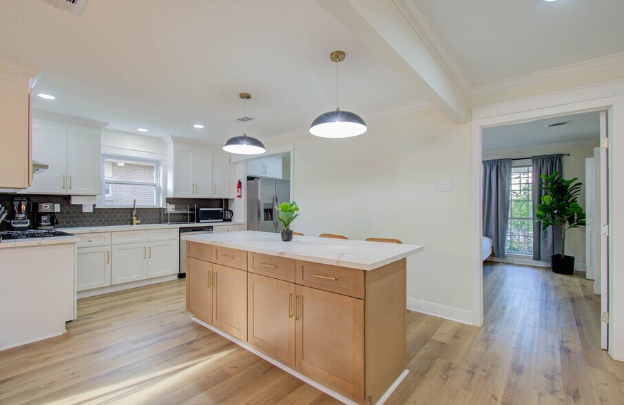 Building Photo - 9306 Bassoon Dr