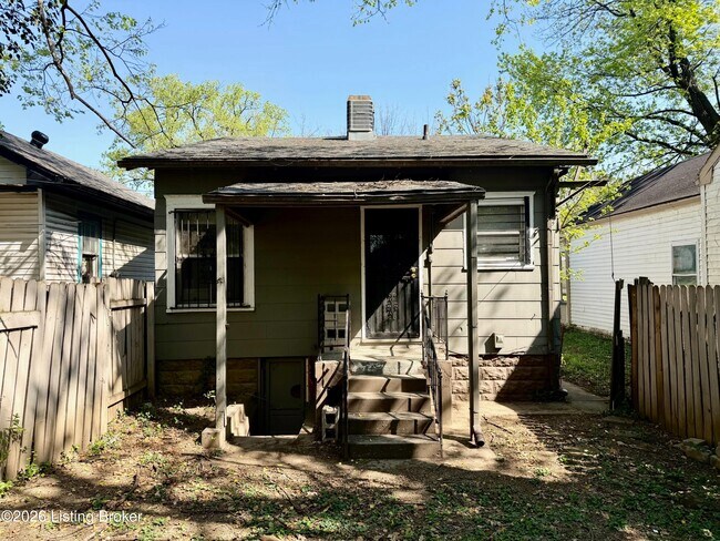 Building Photo - 1768 W Hill St