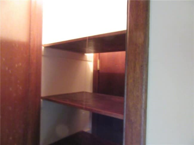 Building Photo - 2907 Summit Dr