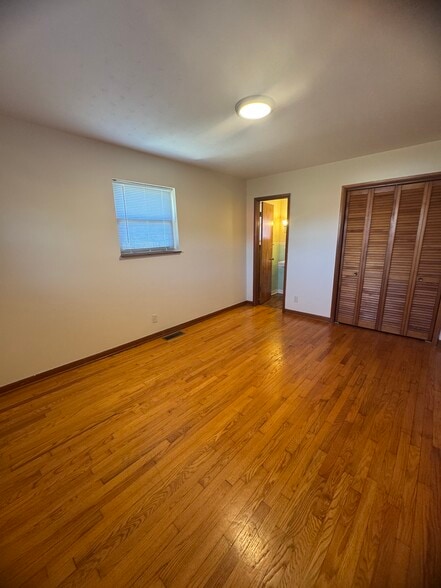 Building Photo - 13694 Lonesome Pine Trail