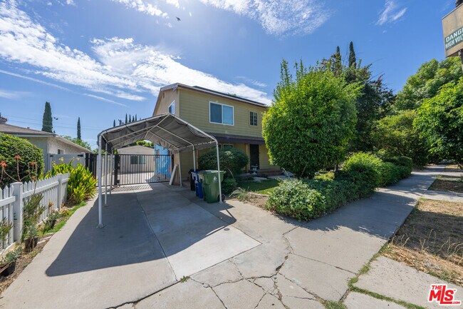 Building Photo - 6220 Etiwanda Ave