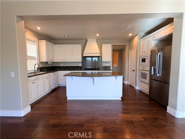 Building Photo - 15 Via Abajar