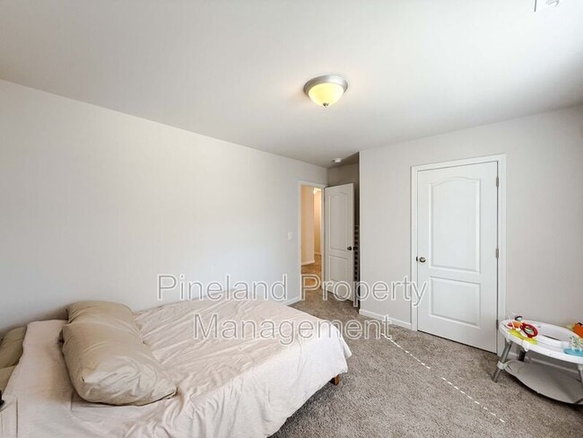 Building Photo - 245 Desert Orchid Cir