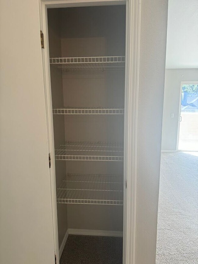 Building Photo - Everything you’ve been dreaming of is here...