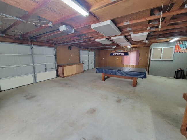 Building Photo - 4707 Nichols Creek Rd