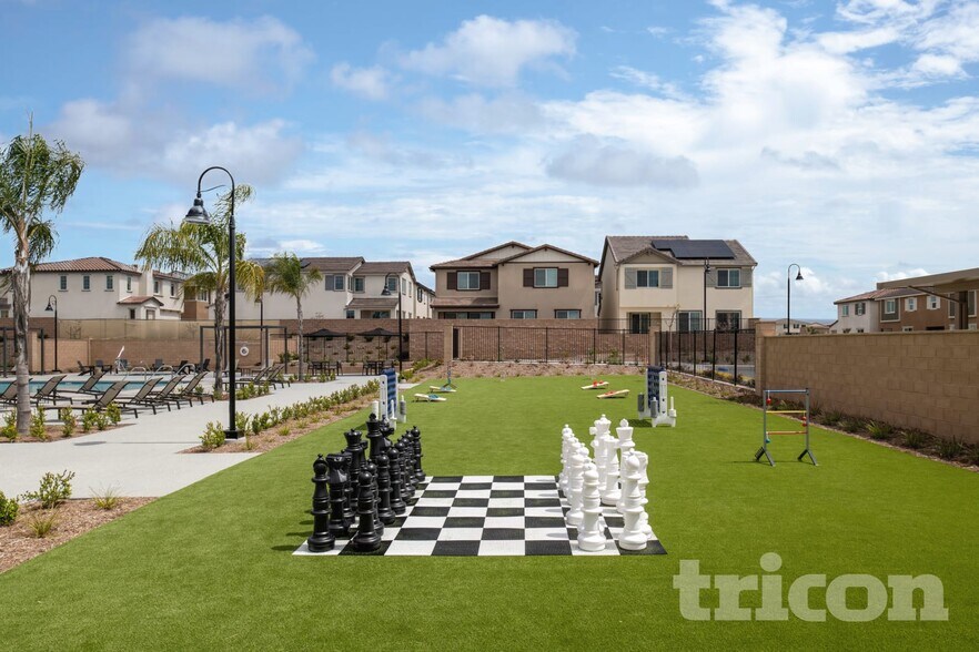 Building Photo - 31679 Hans Dr