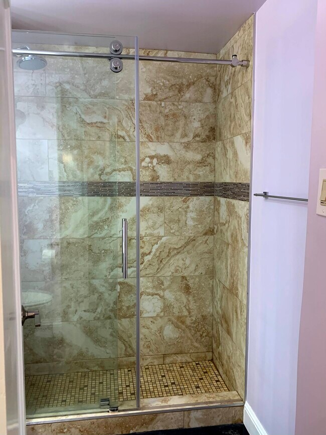 Building Photo - 631 O'Farrell St