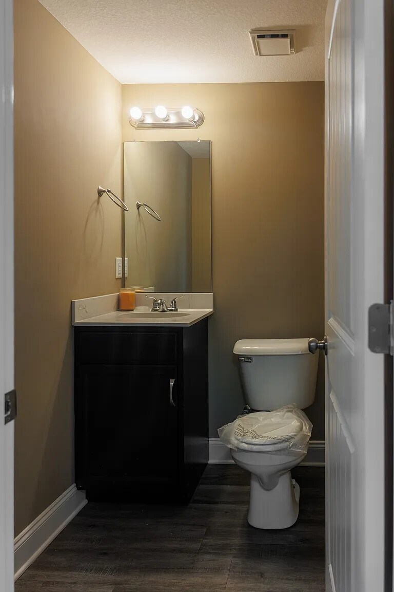 Building Photo - 1775 Spring Water Dr