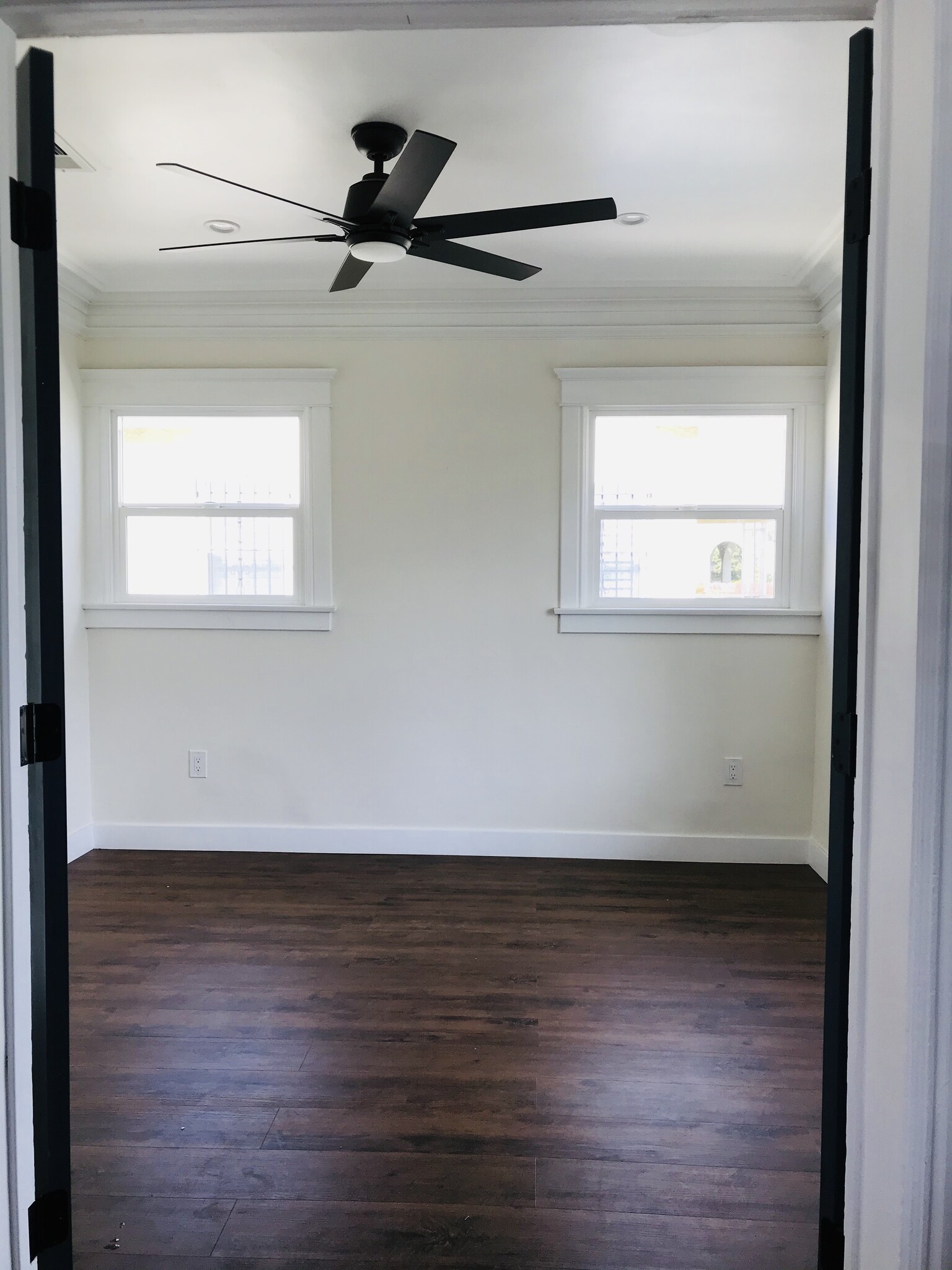 Eloise - 4279 Walton Avenue