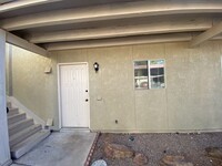 Building Photo - Spacious condo! Includes washer & dryer