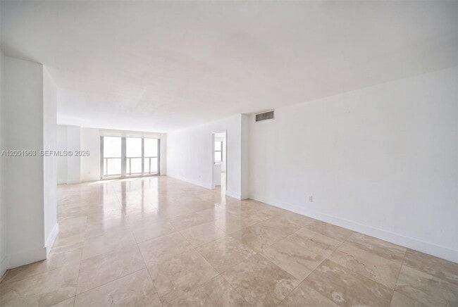 Building Photo - 5701 Collins Ave