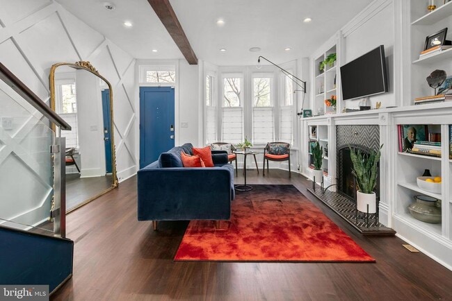 Building Photo - 1450 T St NW