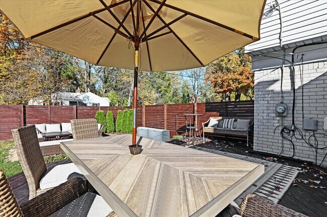 Building Photo - 29945 Everett St