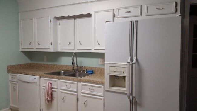 Building Photo - 1200 Black Walnut Ct