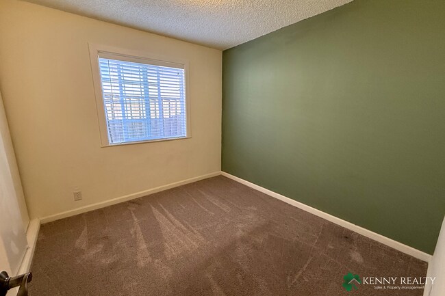 Building Photo - 3-Bedroom, 1-Bathroom Home with Large Yard & Garage in South San Francisco