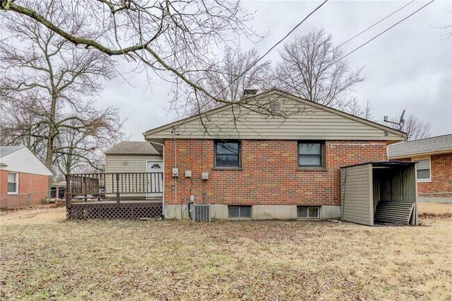 Building Photo - Fantastic 3bd/1.5ba home! Coming soon!