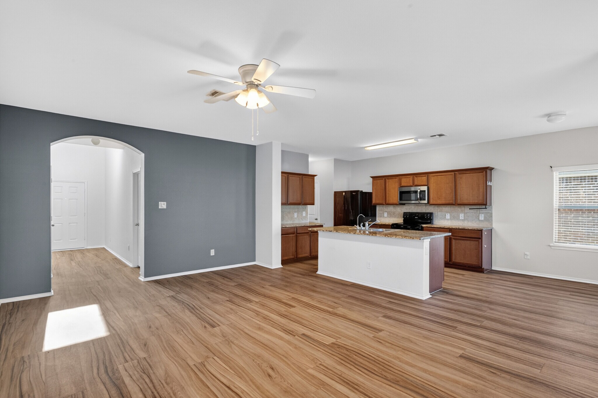 Building Photo - 1702 Wild Rye Cir