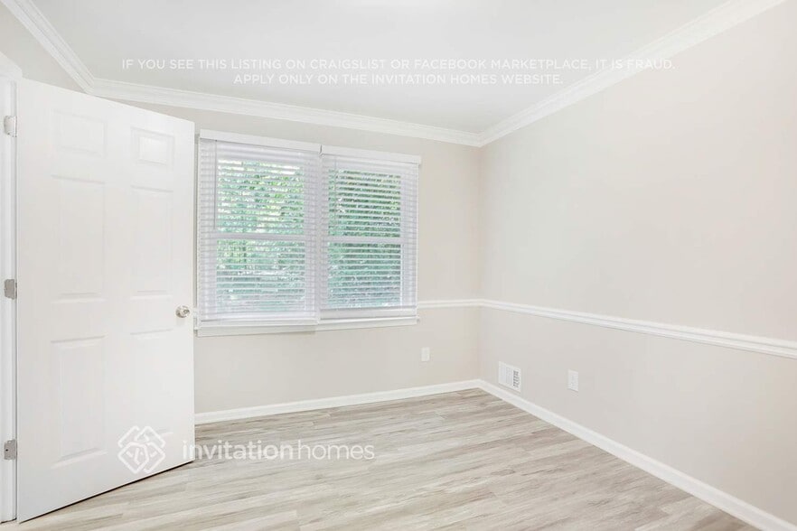 Building Photo - 542 Allana Ct