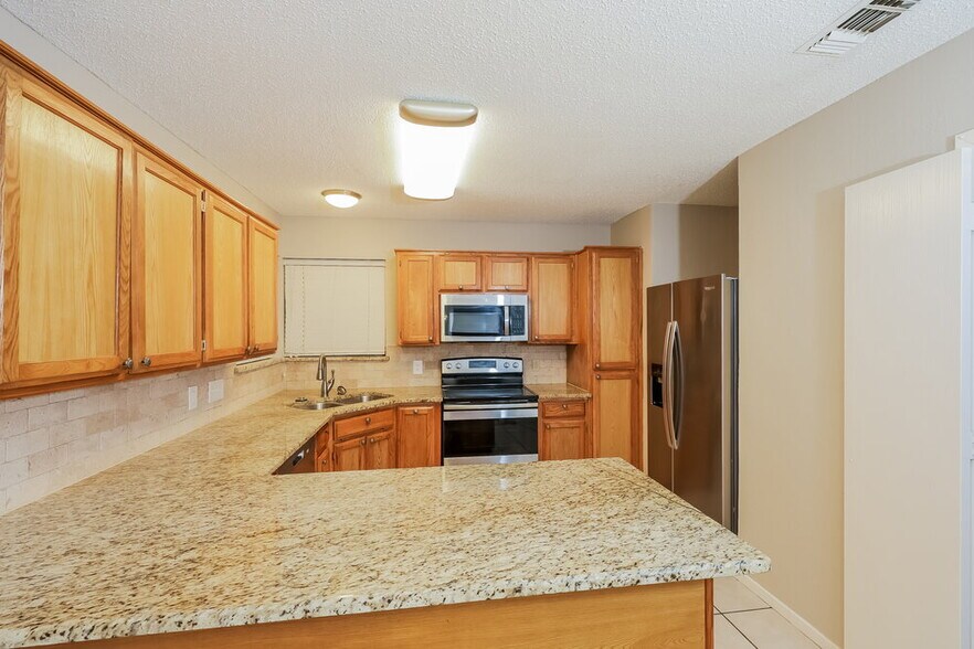 Building Photo - 508 Pleasant Valley Dr