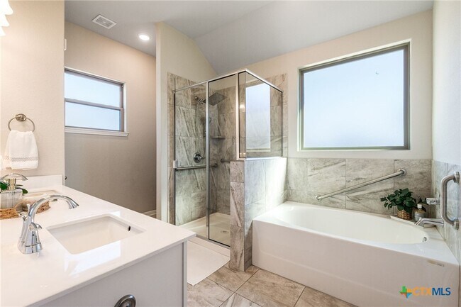 Building Photo - 7320 Hammermill Ln