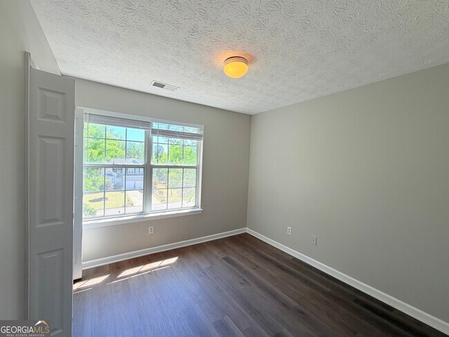 Building Photo - 3145 Waterplace Cove