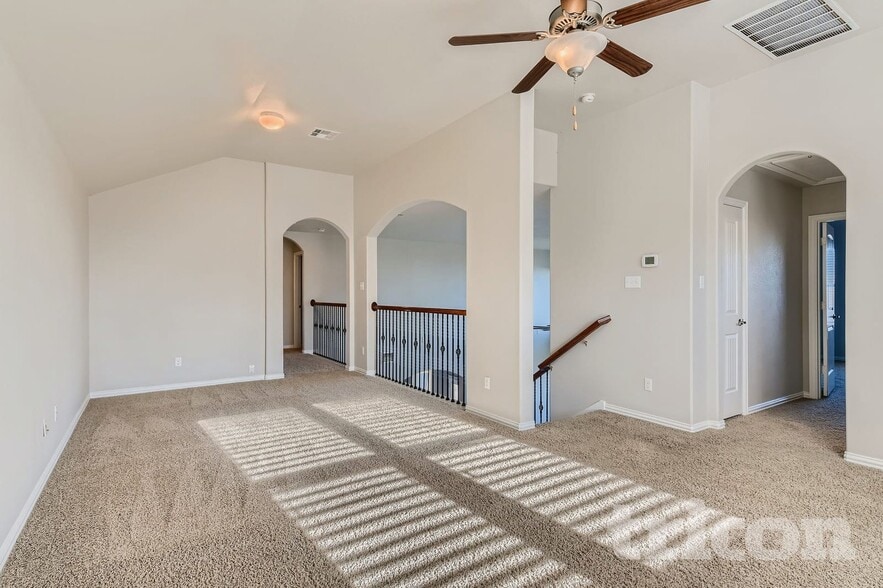 Building Photo - 1913 Colony Glen Ln