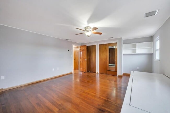 Building Photo - 11 Gardenia Ln