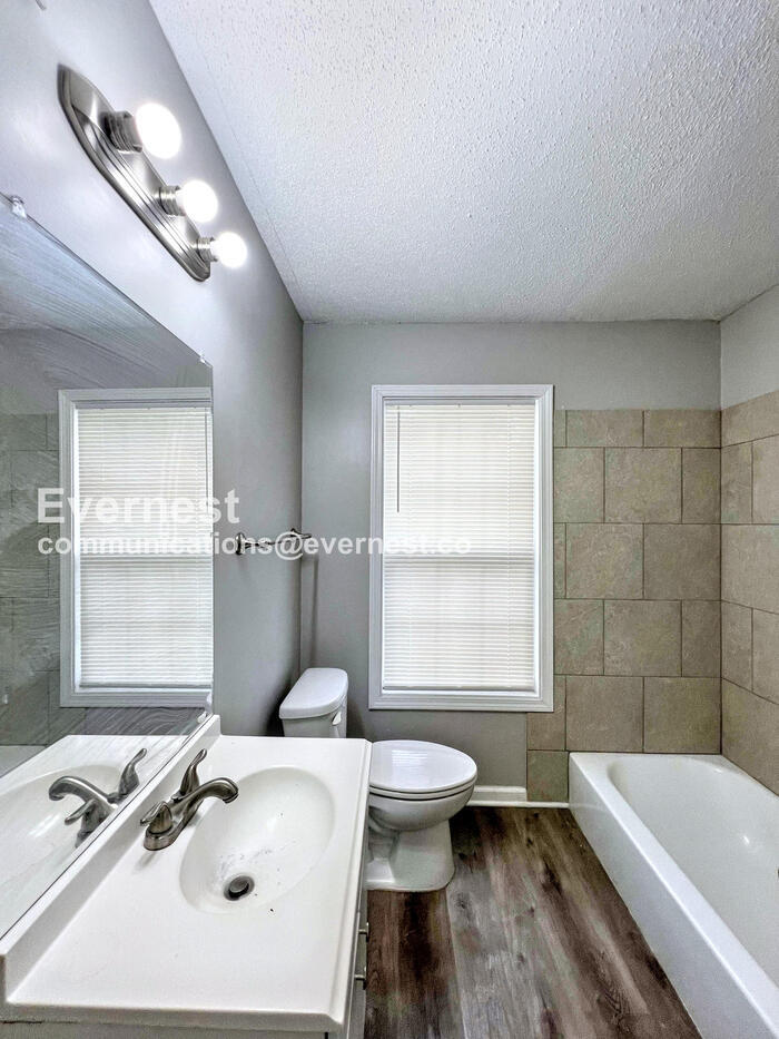 Building Photo - 3125 Walpole Ave