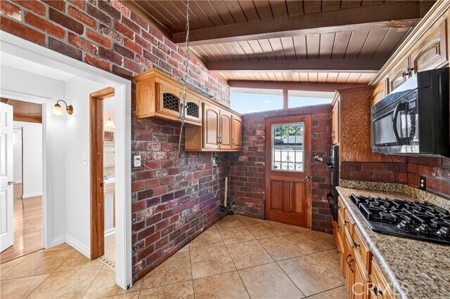 Building Photo - 14621 Dalmatian Ave