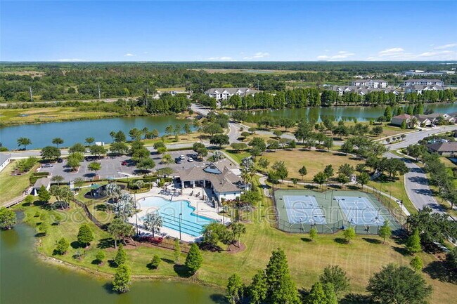 Building Photo - 6728 Great Bear Dr