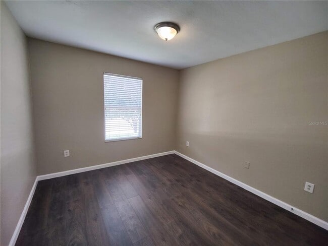 Building Photo - 2980 Ashland Ln S